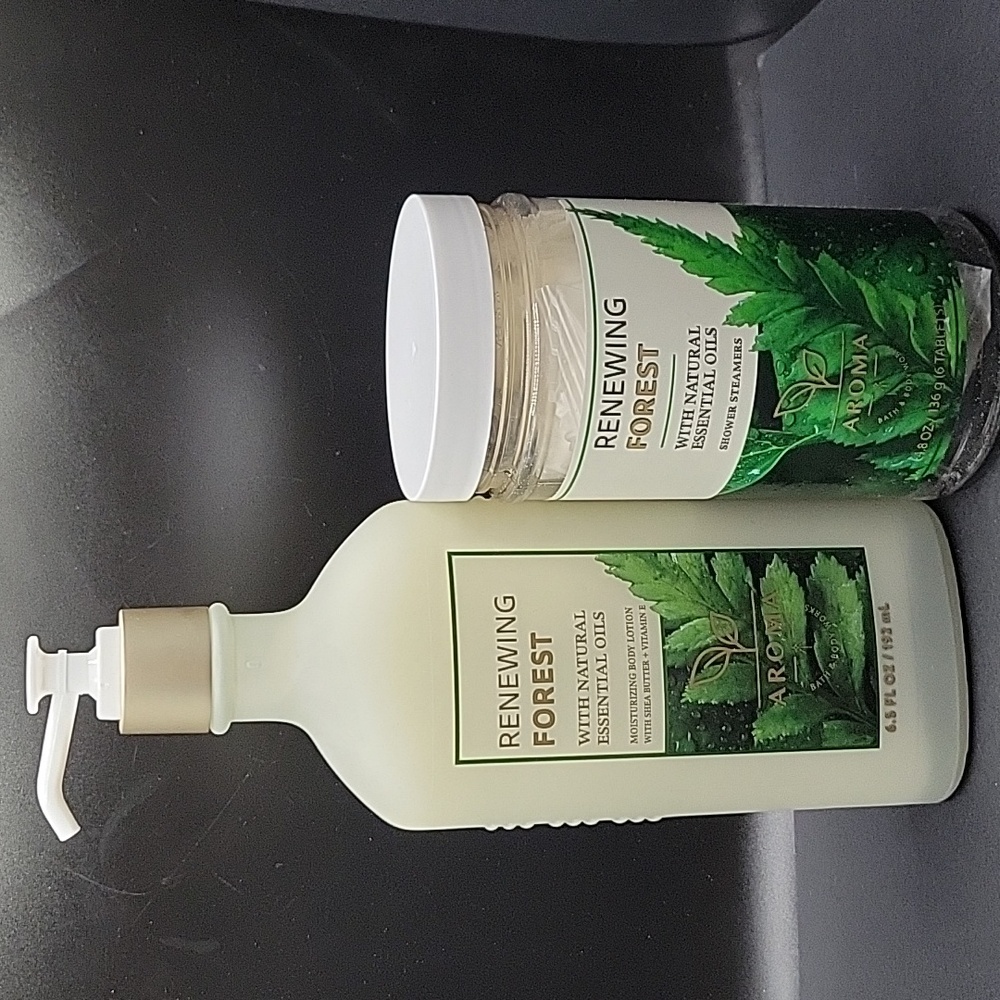 2pc Aroma Renewing Forest Bath & Body Works Body Lotion & Shower Steamers